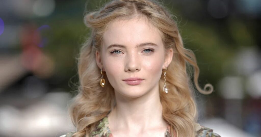 Freya Allan Net Worth